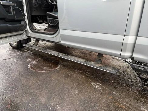 Used 2018 Ford F150 Platinum w/ Equipment Group 701A Luxury image 13