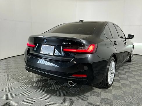 Used 2023 BMW 330i Sedan w/ Premium Package RWD image 5