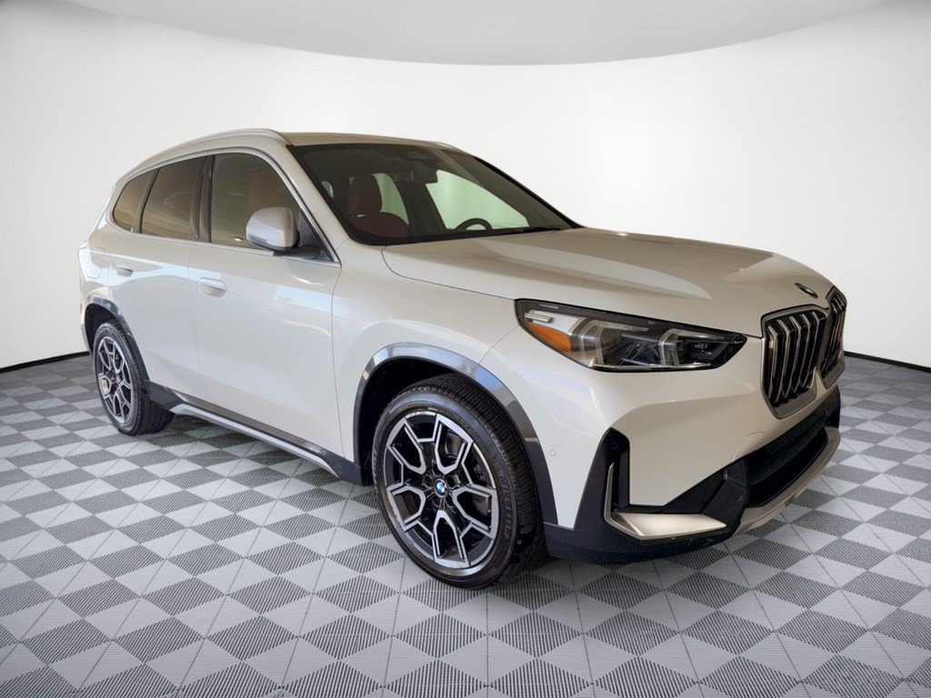 Used 2023 BMW X1 xDrive28i w/ Convenience Package AWD/4WD image 5