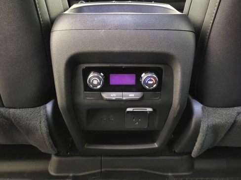 New 2026 Chevrolet Traverse LT w/ Driver Confidence Package FWD image 12