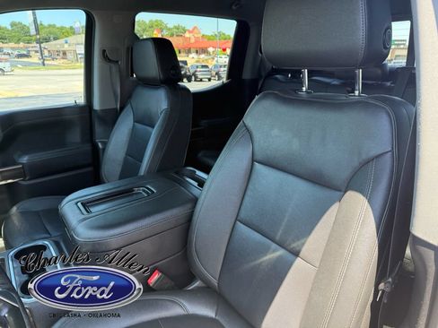 Used 2022 Chevrolet Silverado 1500 RST w/ Convenience Package II AWD/4WD image 10