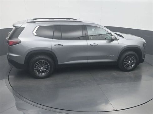 Used 2025 GMC Acadia Elevation image 26