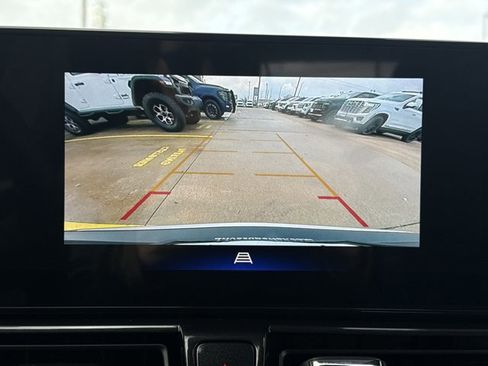 Used 2024 Chevrolet TrailBlazer LT w/ Convenience Package image 8