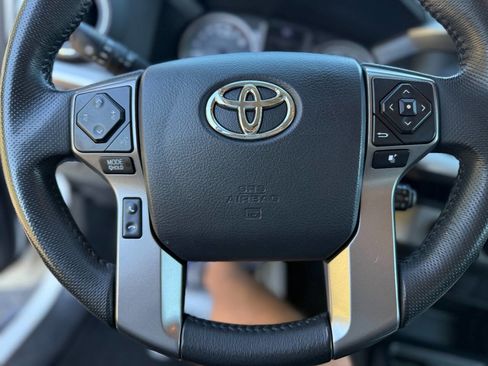 Used 2017 Toyota Tacoma SR5 image 20