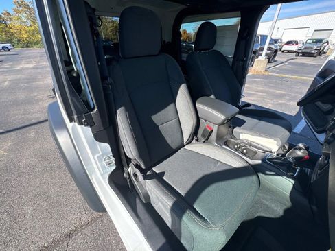 New 2026 Jeep Wrangler Sport AWD/4WD image 21