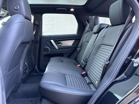 New 2026 Land Rover Discovery Sport Landmark image 15