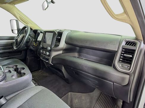 Used 2020 RAM 3500 Tradesman w/ Towing Technology Group image 28