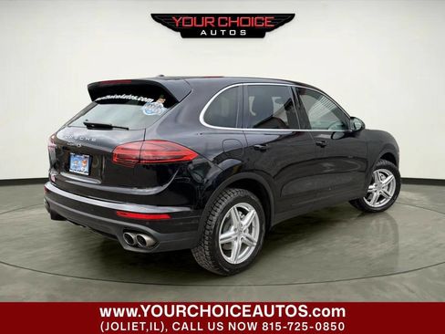 Used 2015 Porsche Cayenne S image 5