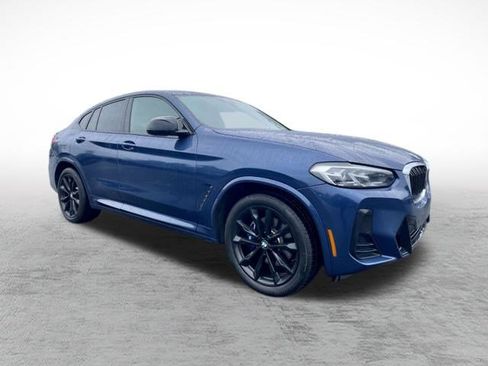 Used 2022 BMW X4 M40i w/ Premium Package image 3