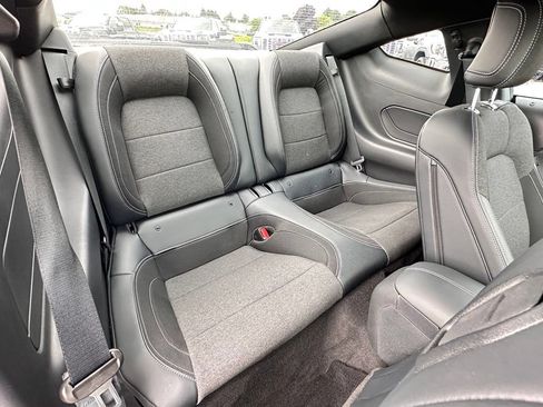 Used 2024 Ford Mustang GT RWD image 17
