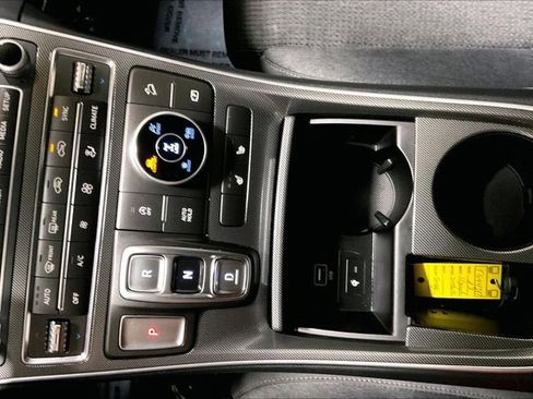 Used 2023 Hyundai Santa Fe SEL image 41