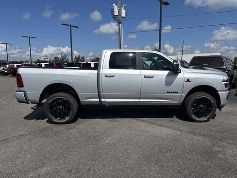 New 2026 RAM 2500 Laramie w/ Night Edition AWD/4WD image 6