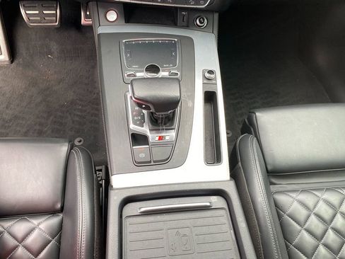 Used 2020 Audi SQ5 Prestige image 22