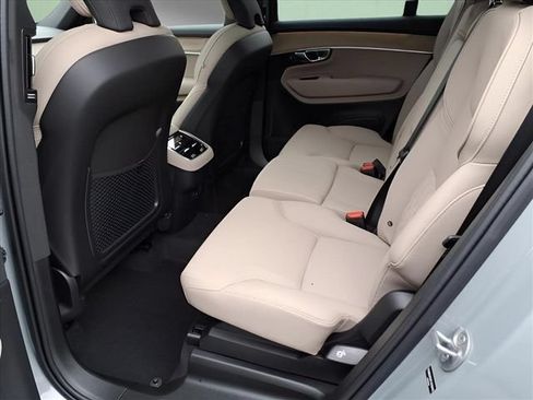 New 2026 Volvo XC90 B6 Plus w/ Protection Package Premier AWD/4WD image 11