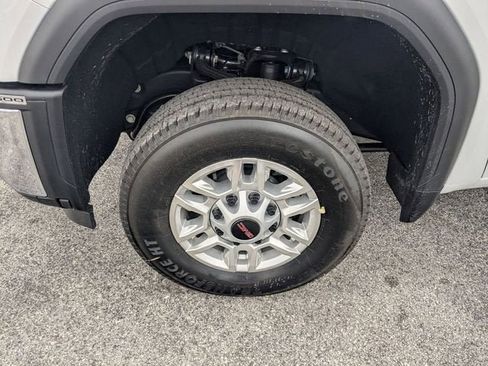 New 2025 GMC Sierra 2500 Pro RWD image 18