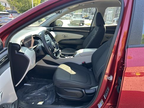 Certified 2024 Hyundai Tucson SE AWD/4WD image 14