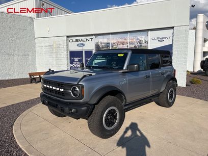 New 2024 Ford Bronco Black Diamond w/ Sasquatch Package