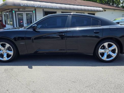 Used 2014 Dodge Charger R/T RWD image 8