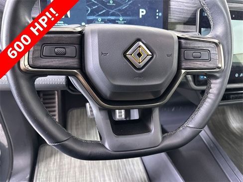 Used 2022 Rivian R1T Adventure image 11
