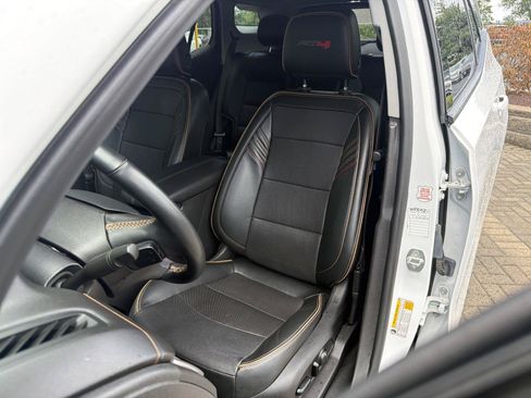 Used 2023 GMC Terrain AT4 AWD/4WD image 14
