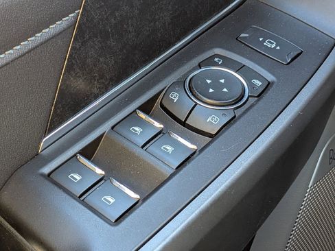 Used 2023 Ford F250 XLT w/ XLT Premium Package image 24