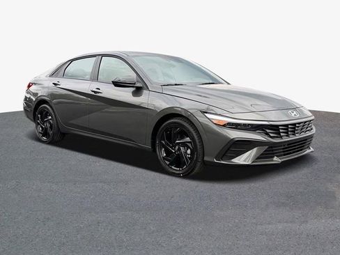 New 2026 Hyundai Elantra Sport FWD image 4