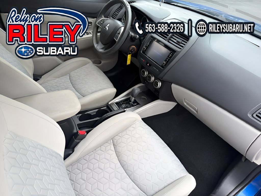 Used 2020 Mitsubishi Outlander Sport ES FWD image 12