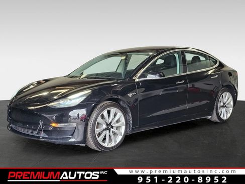Used 2018 Tesla Model 3 AWD/4WD image 1