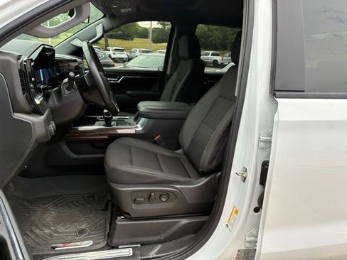 Used 2024 Chevrolet Silverado 1500 LT Trail Boss w/ Protection Package AWD/4WD image 15