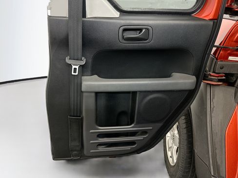 Used 2004 Honda Element EX image 29