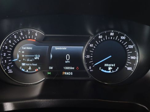 Used 2018 Ford Explorer Platinum image 4