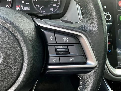 Used 2023 Subaru Outback Premium AWD/4WD image 12