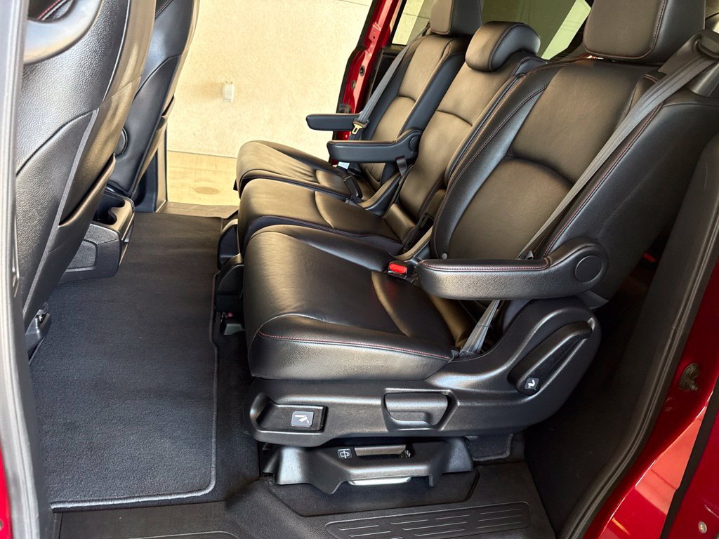 Certified 2025 Honda Odyssey Sport-L image 19