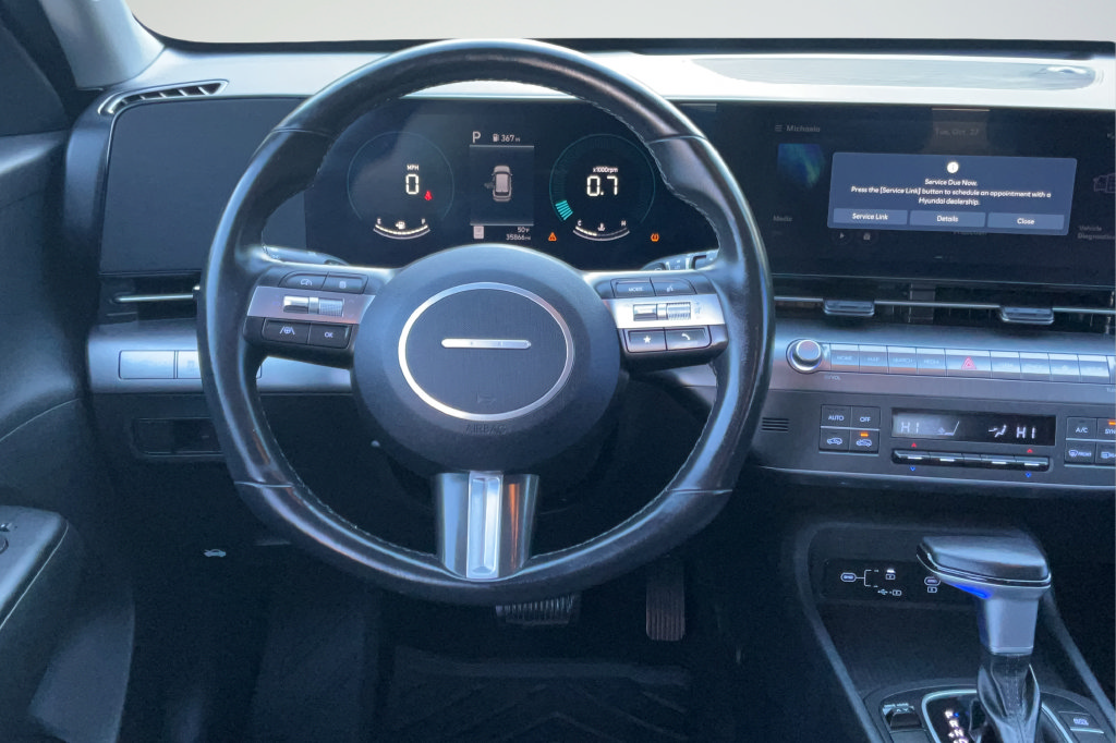 Used 2024 Hyundai Kona SEL FWD image 11