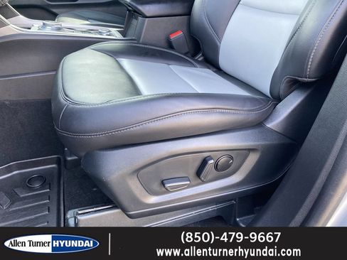 Used 2023 Ford Explorer XLT w/ Equipment Group 202A AWD/4WD image 1