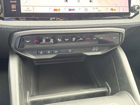 New 2026 Jeep Cherokee Laredo image 29