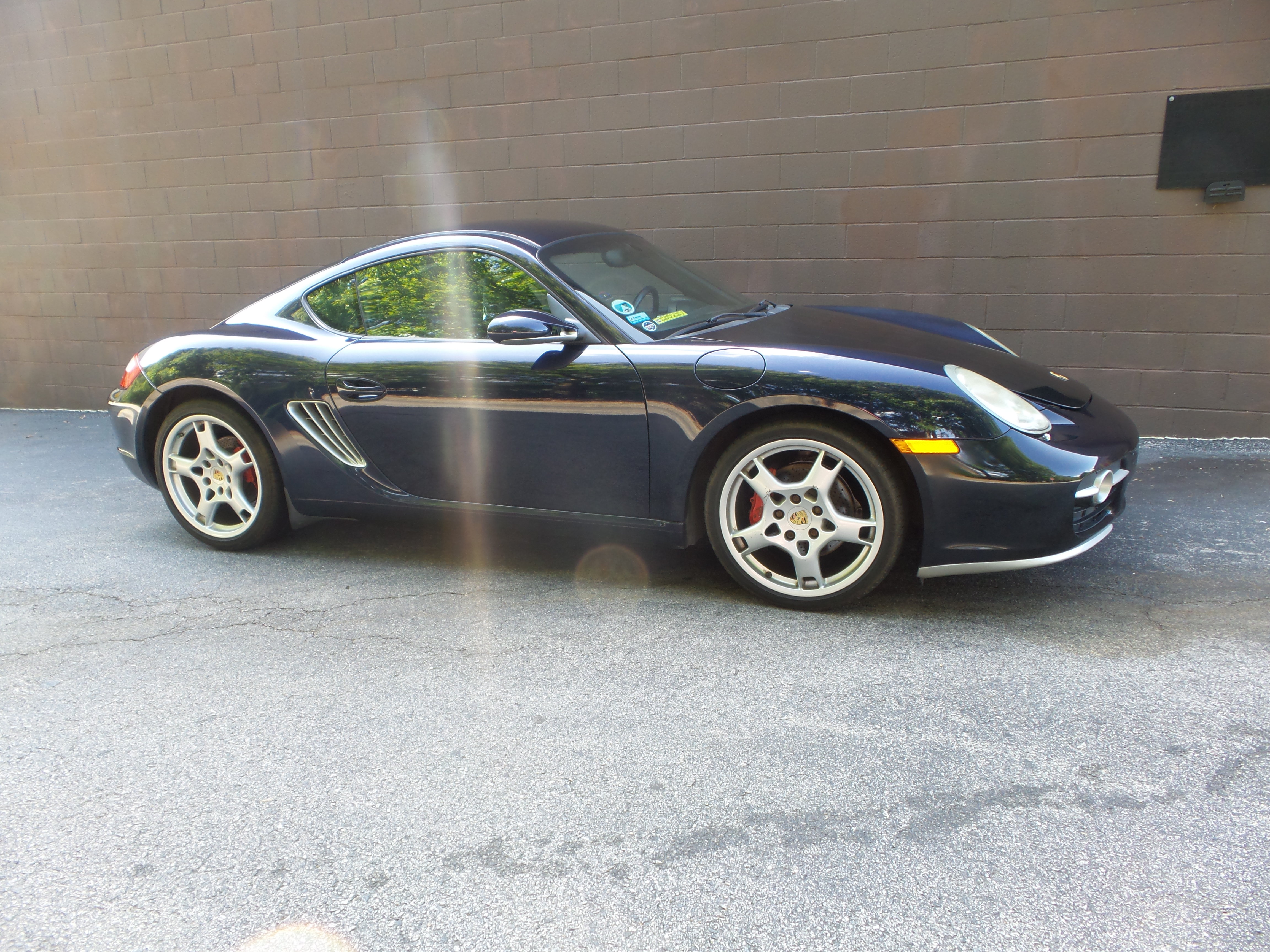 Used 2008 Porsche Cayman S RWD image 2