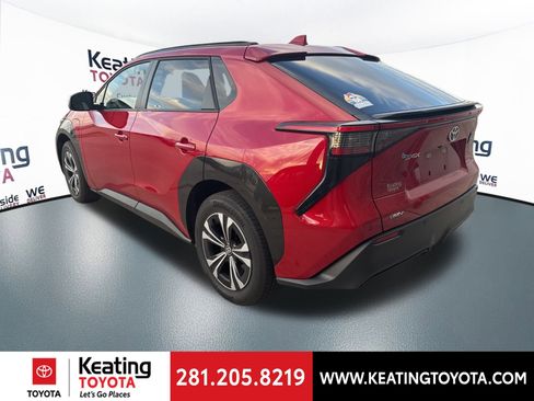 Used 2024 Toyota bZ4X XLE image 4
