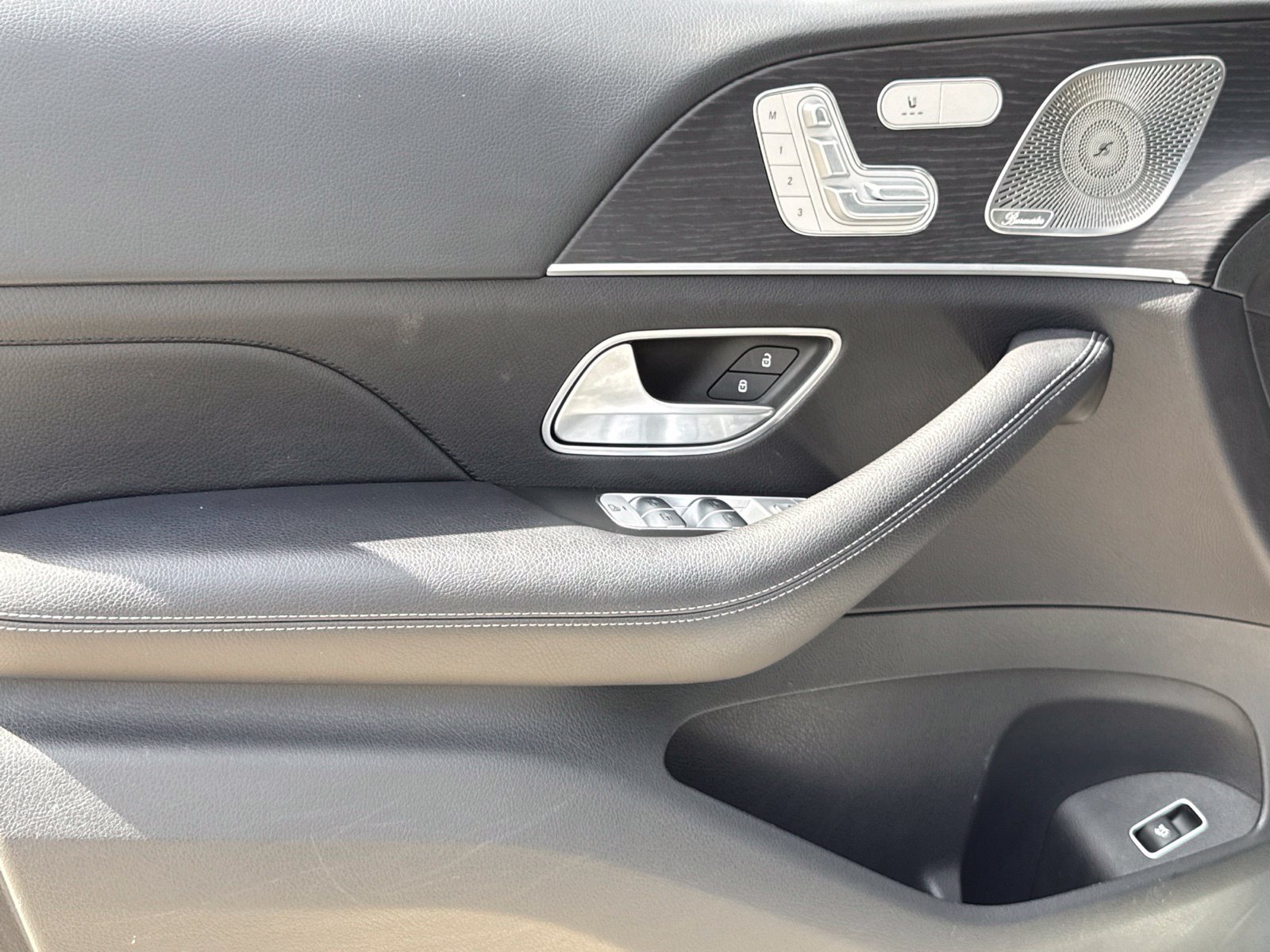 Used 2023 Mercedes-Benz GLE 350 4MATIC image 22