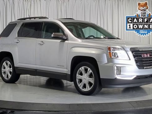 Used 2017 GMC Terrain SLT w/ Open Road Package AWD/4WD image 2