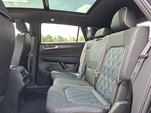 New 2026 Volkswagen Atlas Cross Sport SEL Premium R-Line image 6