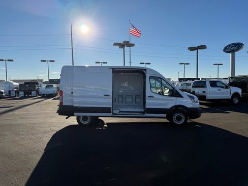 New 2026 Ford Transit 250 148 Medium Roof image 3