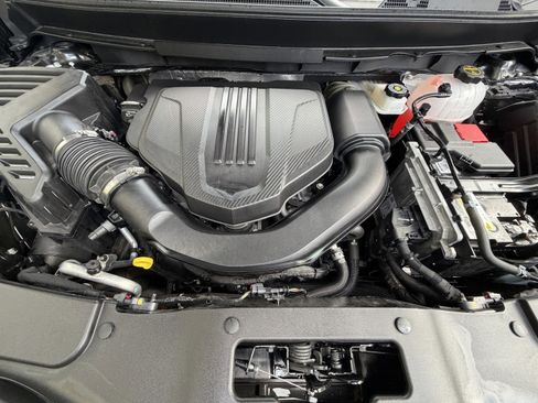 Used 2024 GMC Acadia AT4 w/ LPO, Floor Liner Package image 39