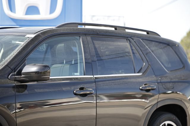 New 2026 Honda Pilot Touring image 5