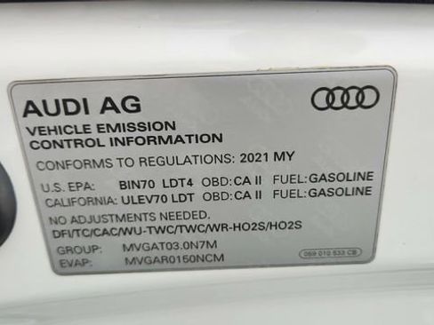 Used 2021 Audi Q8 Prestige w/ Prestige Package image 63