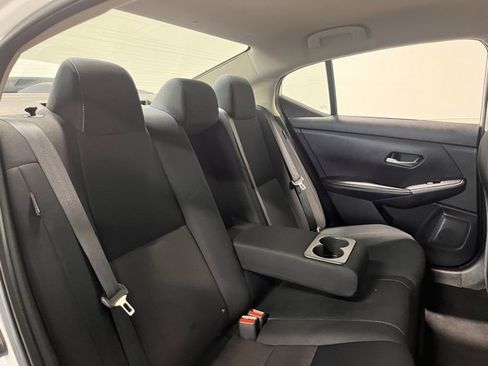 Used 2022 Nissan Sentra SV image 13