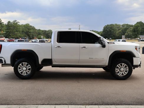 Used 2021 GMC Sierra 2500 Denali w/ Denali Ultimate Package AWD/4WD image 4