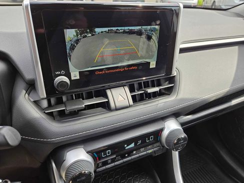 Used 2024 Toyota RAV4 LE AWD/4WD image 27
