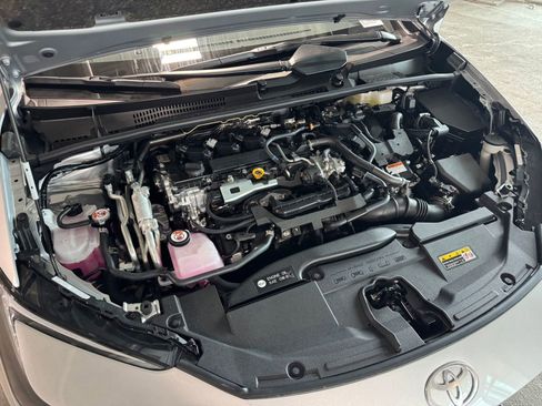 New 2026 Toyota Prius Plug-In Hybrid FWD image 13