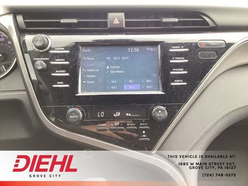 Used 2019 Toyota Camry SE FWD image 20